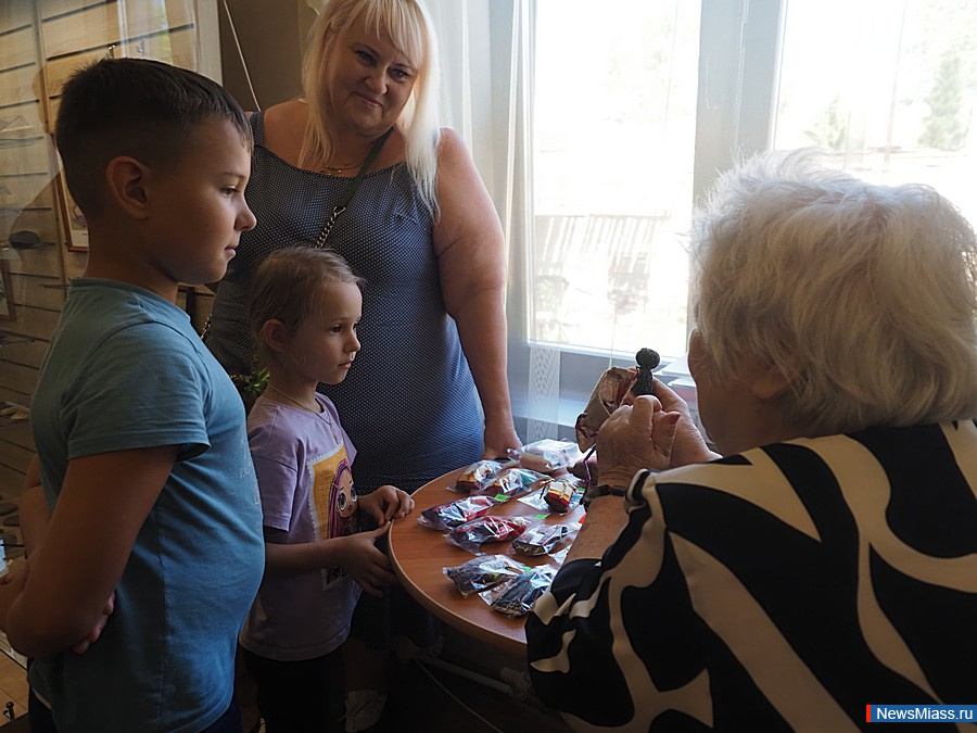  ,        .      ,    200 