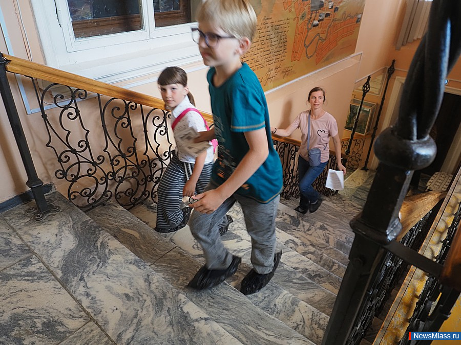  ,        .      ,    200 