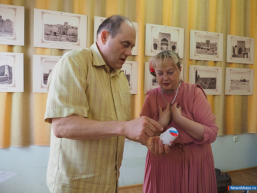  ,        .      ,    200 