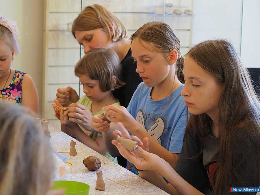  ,        .      ,    200 