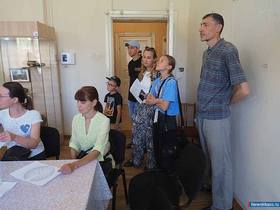  ,        .      ,    200 