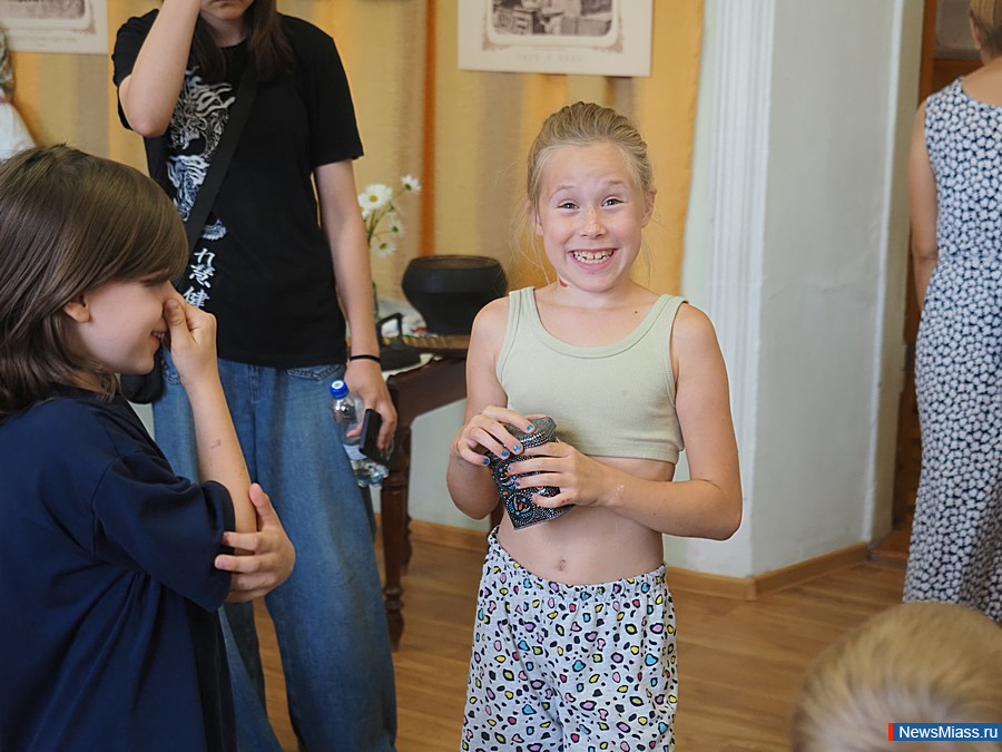  ,        .      ,    200 