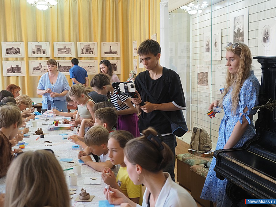  ,        .      ,    200 