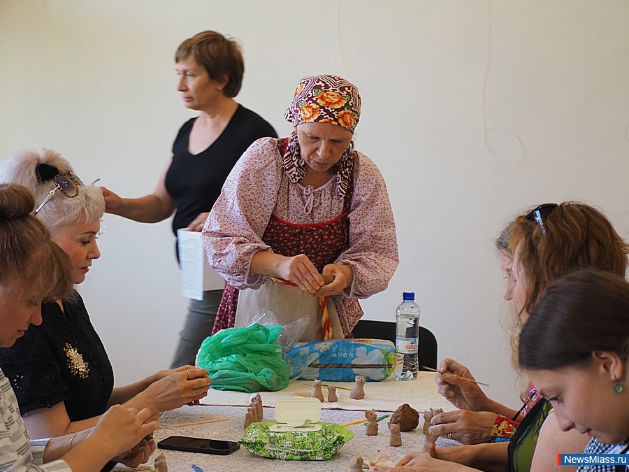  ,        .      ,    200 