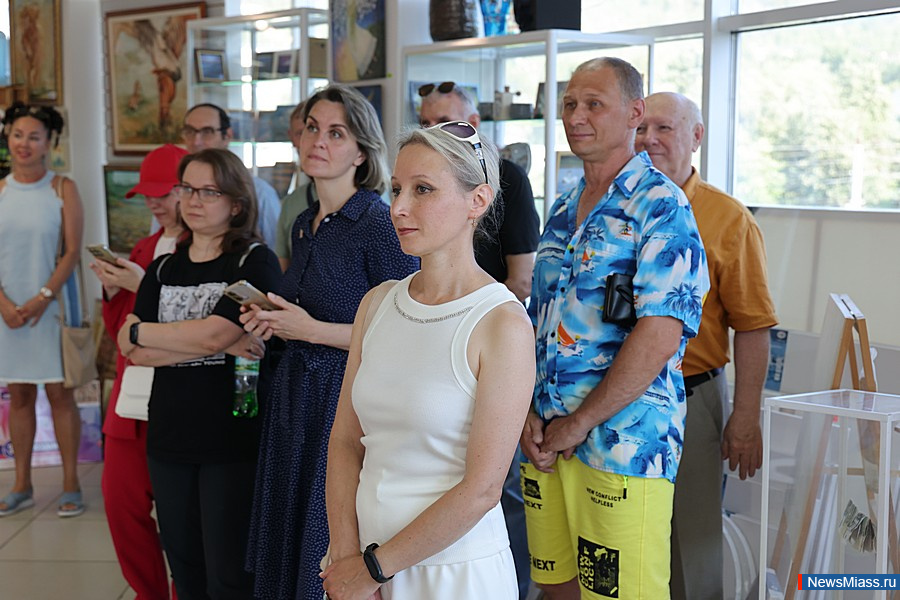 "  - 2025": 15    .     26     