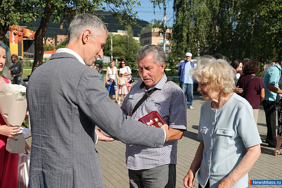 "  ":      .       .      