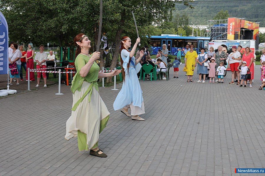 "  ":      .       .      