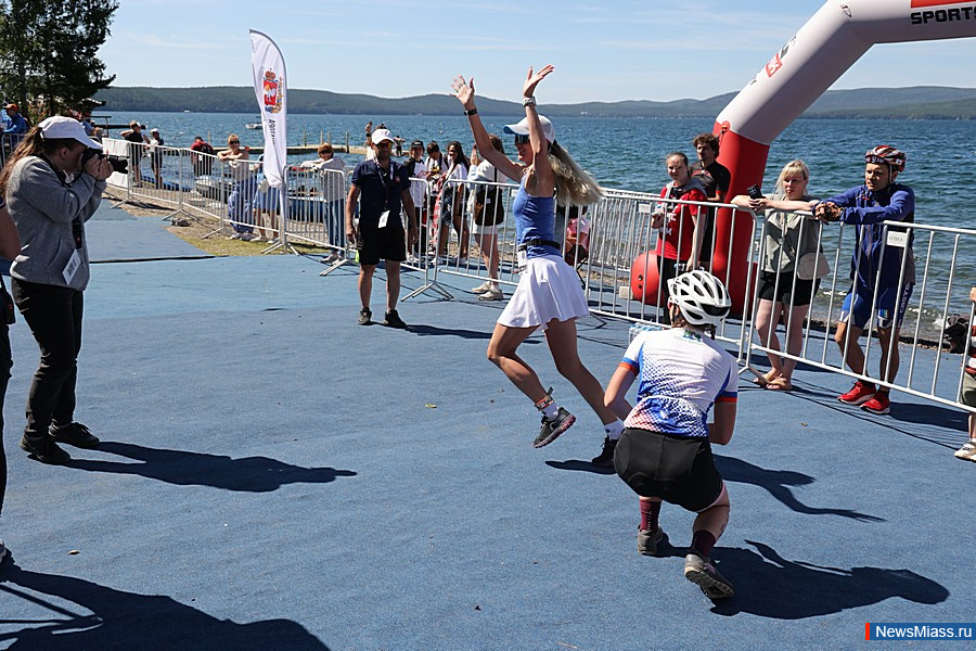   " - 2025"     5000 .   10     , " "    ,    