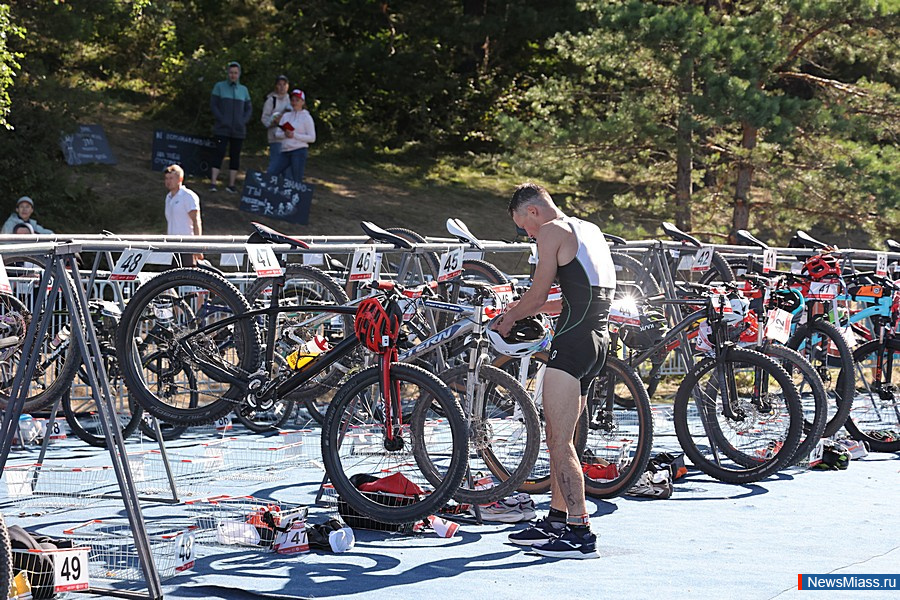   " - 2025"     5000 .   10     , " "    ,    