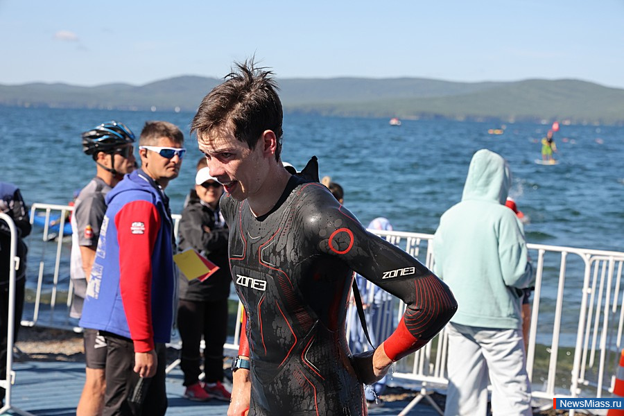   " - 2025"     5000 .   10     , " "    ,    