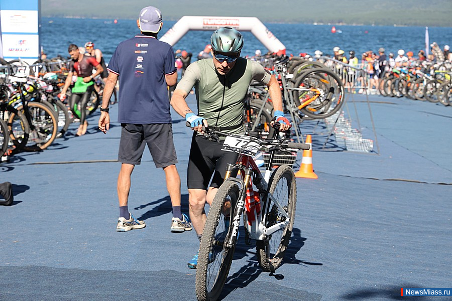   " - 2025"     5000 .   10     , " "    ,    