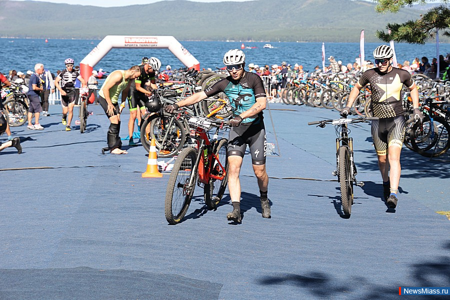   " - 2025"     5000 .   10     , " "    ,    