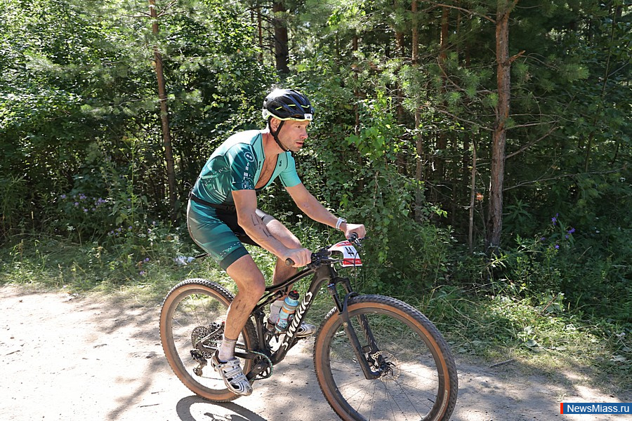   " - 2025"     5000 .   10     , " "    ,    