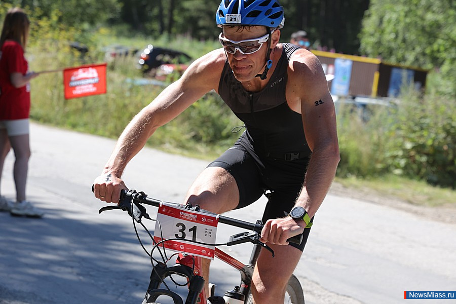   " - 2025"     5000 .   10     , " "    ,    