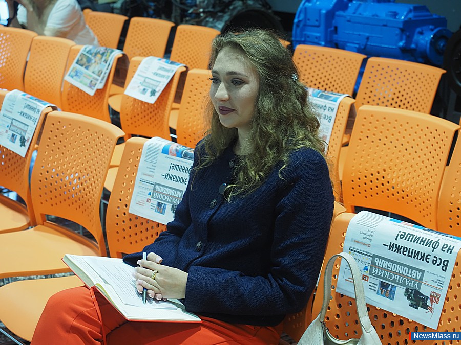  Ural Motorsport -   "ظ ".       ,           ,   