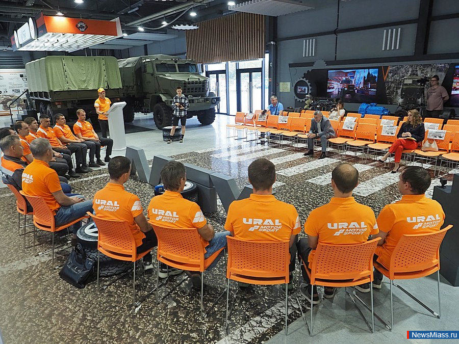  Ural Motorsport -   "ظ ".       ,           ,   