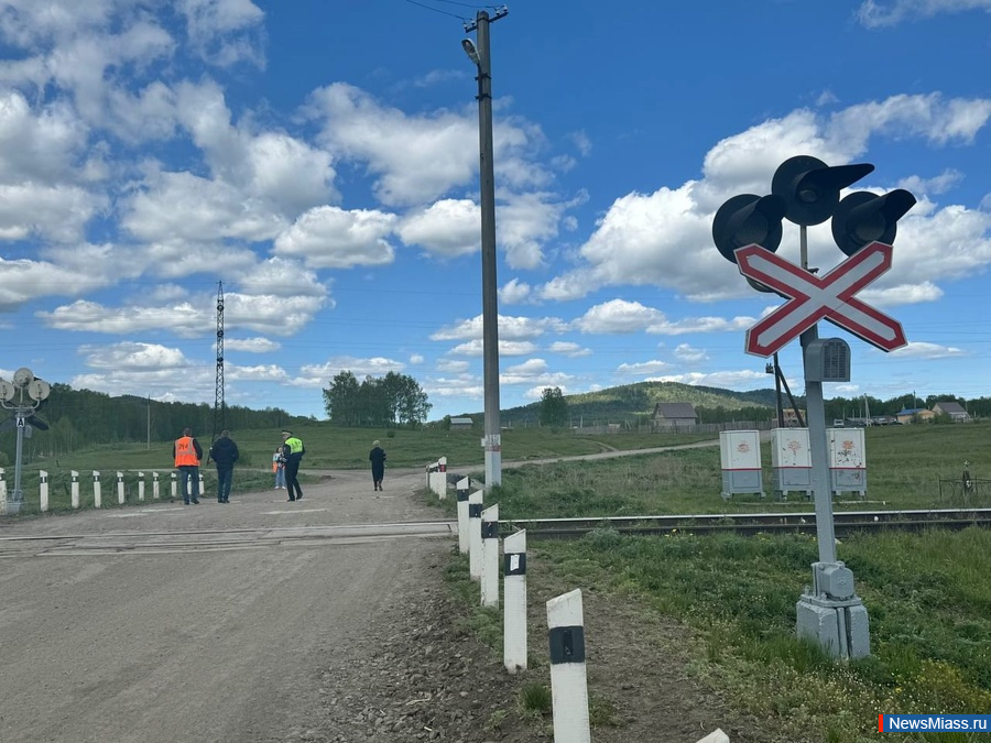      ", !".   -         ,   