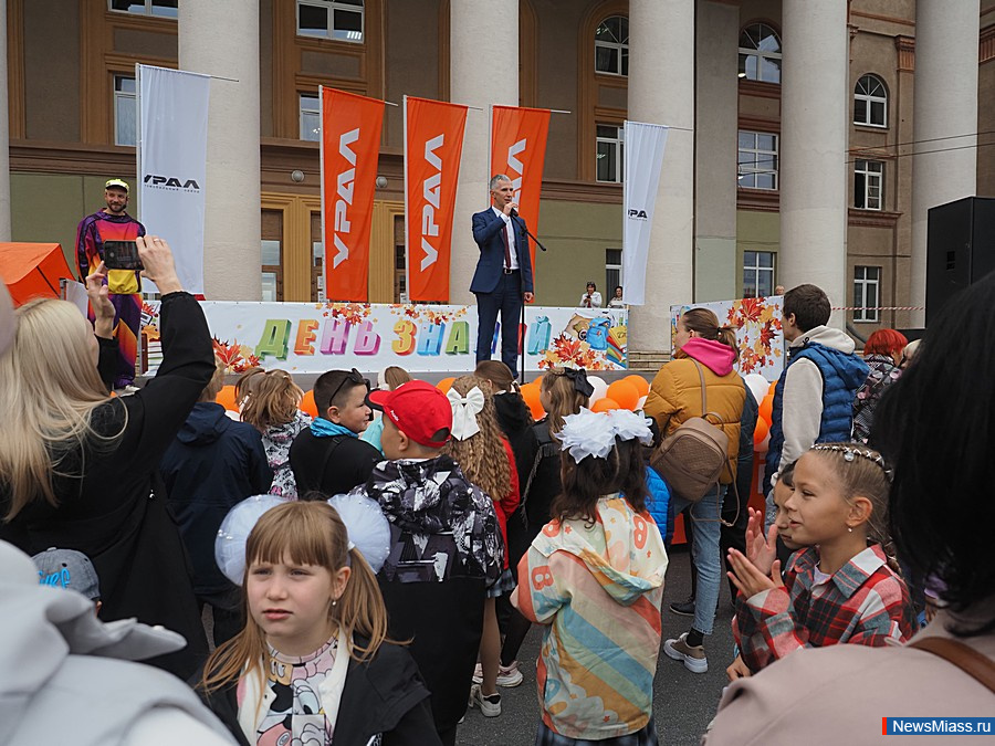 ������ ������������ ������ � ������. ������������� ����� "����" ������ ����������� ���������� ��� �������� � ����� � ����� ��� ������