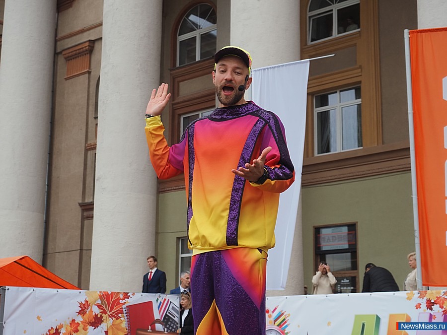 ������ ������������ ������ � ������. ������������� ����� "����" ������ ����������� ���������� ��� �������� � ����� � ����� ��� ������