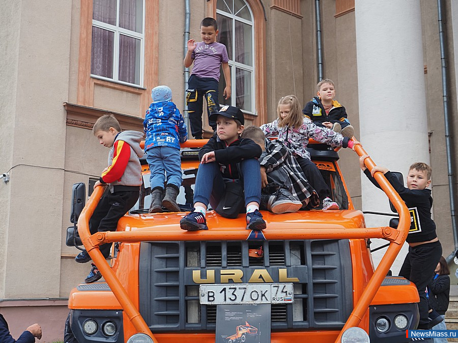 ������ ������������ ������ � ������. ������������� ����� "����" ������ ����������� ���������� ��� �������� � ����� � ����� ��� ������