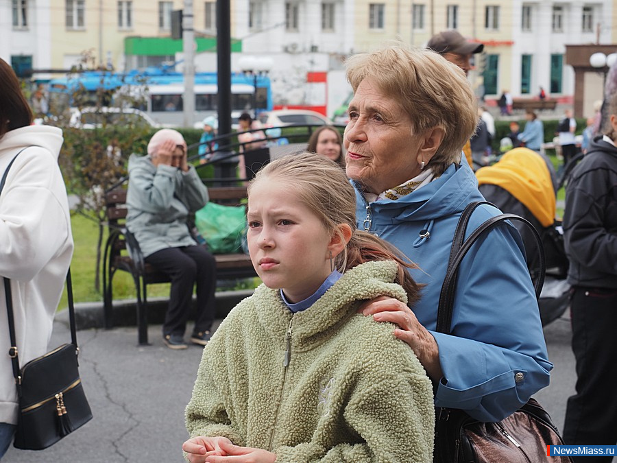 ������ ������������ ������ � ������. ������������� ����� "����" ������ ����������� ���������� ��� �������� � ����� � ����� ��� ������