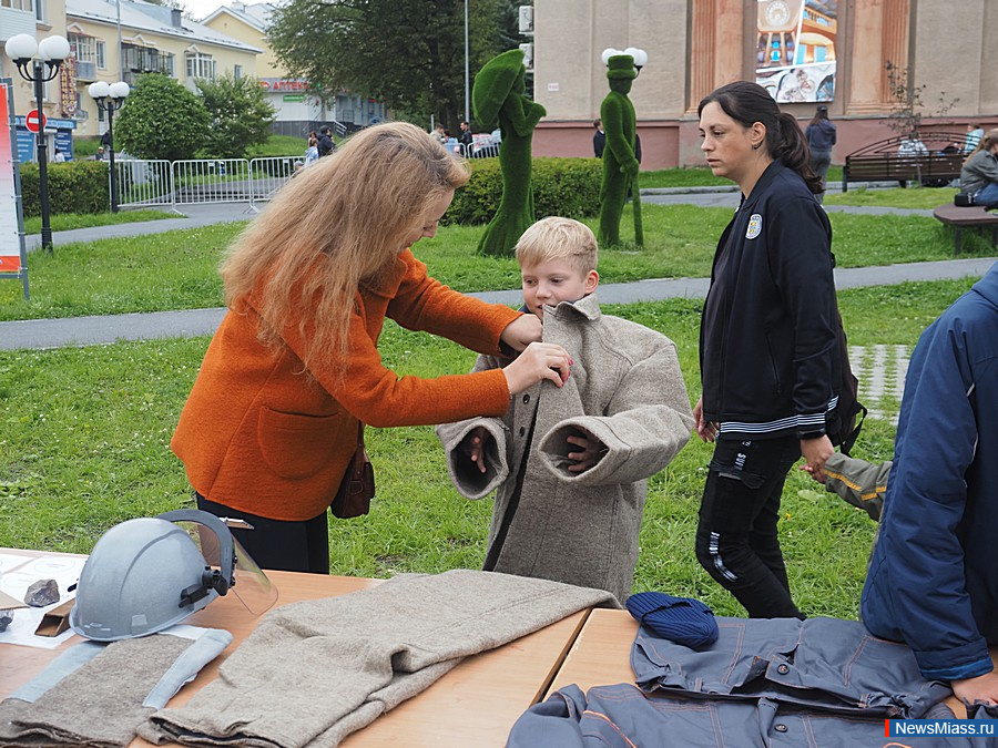 ������ ������������ ������ � ������. ������������� ����� "����" ������ ����������� ���������� ��� �������� � ����� � ����� ��� ������