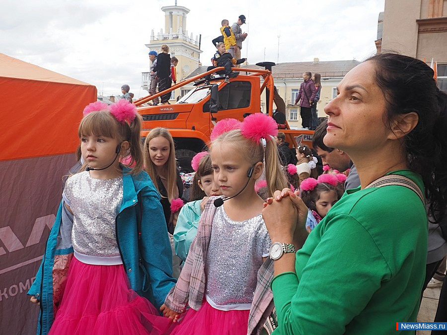 ������ ������������ ������ � ������. ������������� ����� "����" ������ ����������� ���������� ��� �������� � ����� � ����� ��� ������