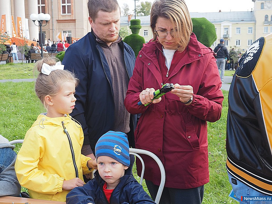 ������ ������������ ������ � ������. ������������� ����� "����" ������ ����������� ���������� ��� �������� � ����� � ����� ��� ������