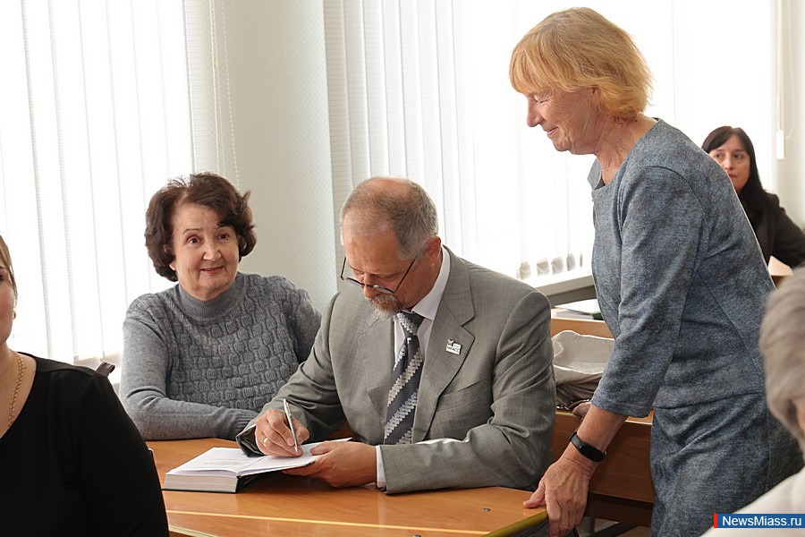 � ������ ������������ ����� ����� �� ������� ������. ����������, �������� � ����, ����� ��������� ����� �������� �� ��������� ������������ ������� � ����������� ������