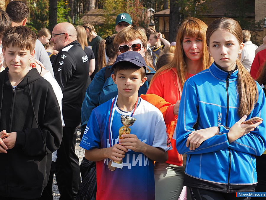    " "   .         900 .  300     