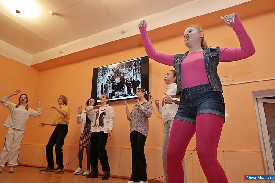   2    .          "    "   