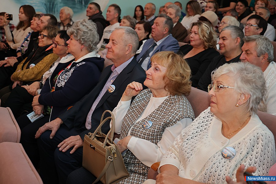   2    .          "    "   