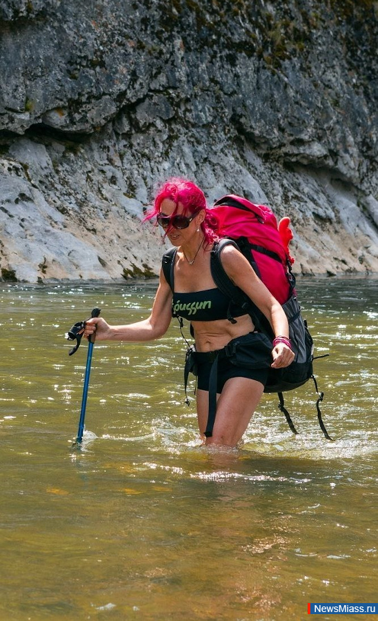 -      .     ""   60 ,     