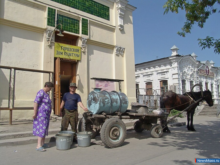 "  -   ,   -  ".    18   