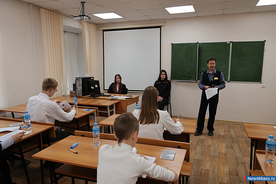 ��������� ������ �������� ������� ������ �� ������� ������. � ������ ���������� ������������ ��������� ��������� ����������, ����������� ���� "����� - ����� �������� �������� � �����"