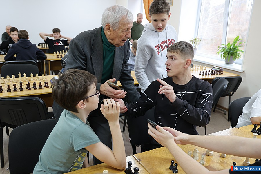 �������� ������ � �������� ����. � �������� ����������� ��������� 25-� ������ �� ������� �������� ������ �������