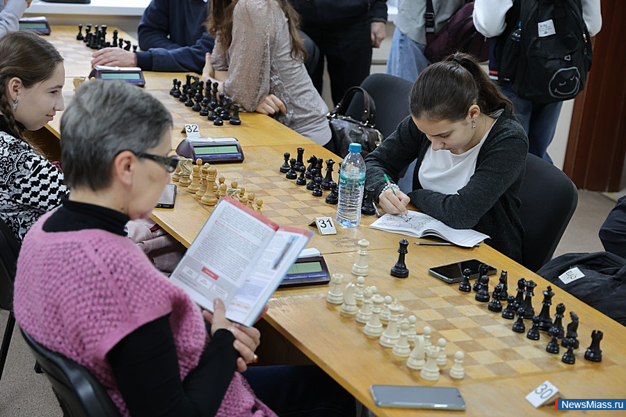 �������� ������ � �������� ����. � �������� ����������� ��������� 25-� ������ �� ������� �������� ������ �������