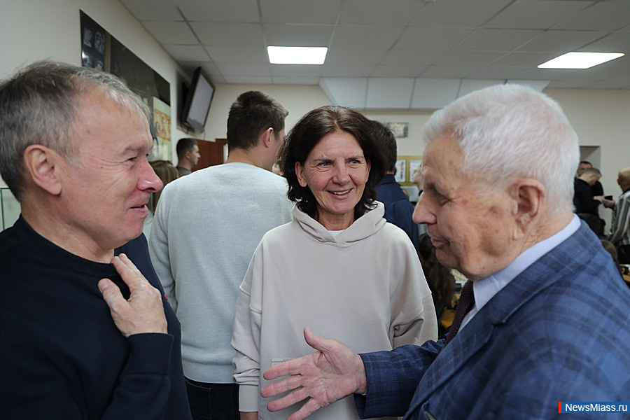 �������� ������ � �������� ����. � �������� ����������� ��������� 25-� ������ �� ������� �������� ������ �������