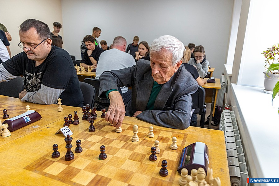 �������� ������ � �������� ����. � �������� ����������� ��������� 25-� ������ �� ������� �������� ������ �������