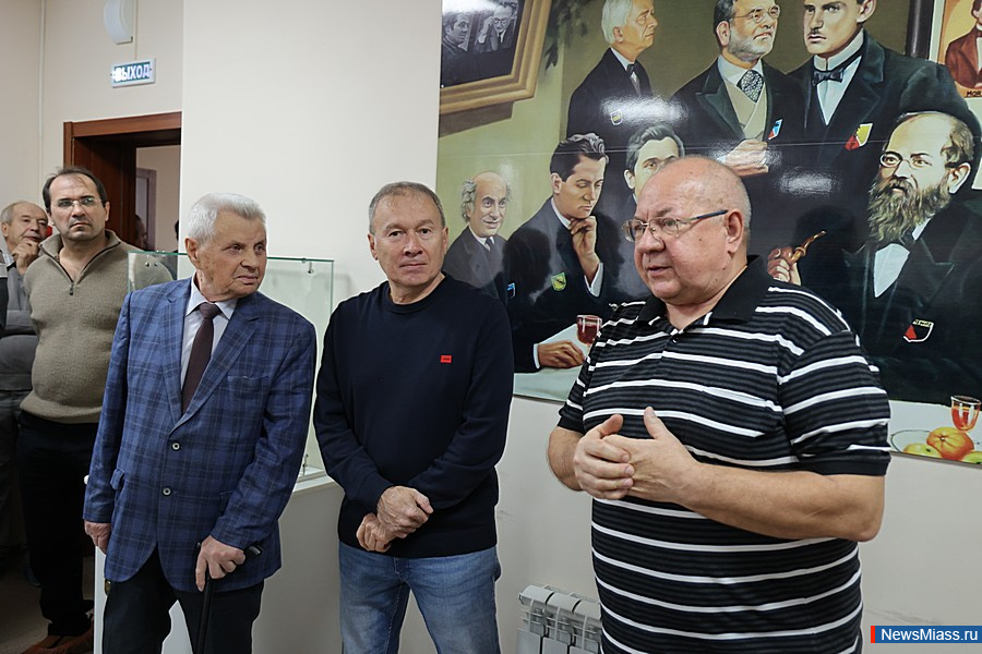 �������� ������ � �������� ����. � �������� ����������� ��������� 25-� ������ �� ������� �������� ������ �������