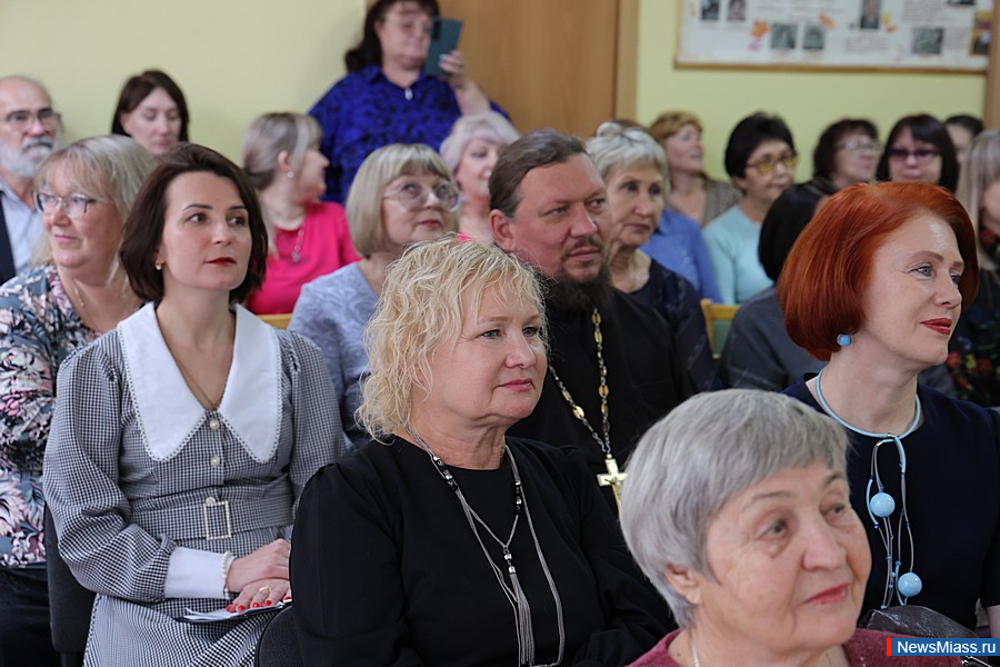 �����-�������� ������ �������� 70-������ ������. ���������� � �������� �����-��������� ���� ���������� ���������, � ������������ ����������� ��� ���� ������ ����������� �������