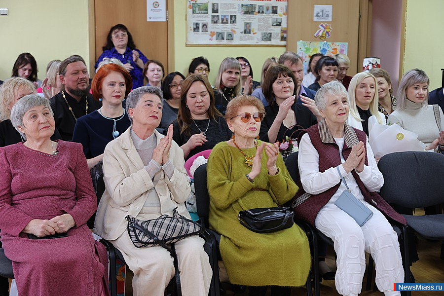 �����-�������� ������ �������� 70-������ ������. ���������� � �������� �����-��������� ���� ���������� ���������, � ������������ ����������� ��� ���� ������ ����������� �������