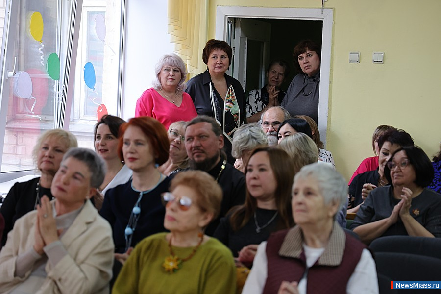 �����-�������� ������ �������� 70-������ ������. ���������� � �������� �����-��������� ���� ���������� ���������, � ������������ ����������� ��� ���� ������ ����������� �������