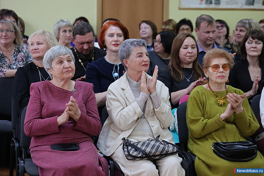 �����-�������� ������ �������� 70-������ ������. ���������� � �������� �����-��������� ���� ���������� ���������, � ������������ ����������� ��� ���� ������ ����������� �������