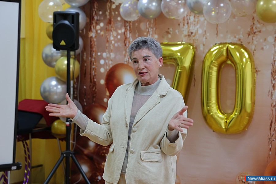 �����-�������� ������ �������� 70-������ ������. ���������� � �������� �����-��������� ���� ���������� ���������, � ������������ ����������� ��� ���� ������ ����������� �������