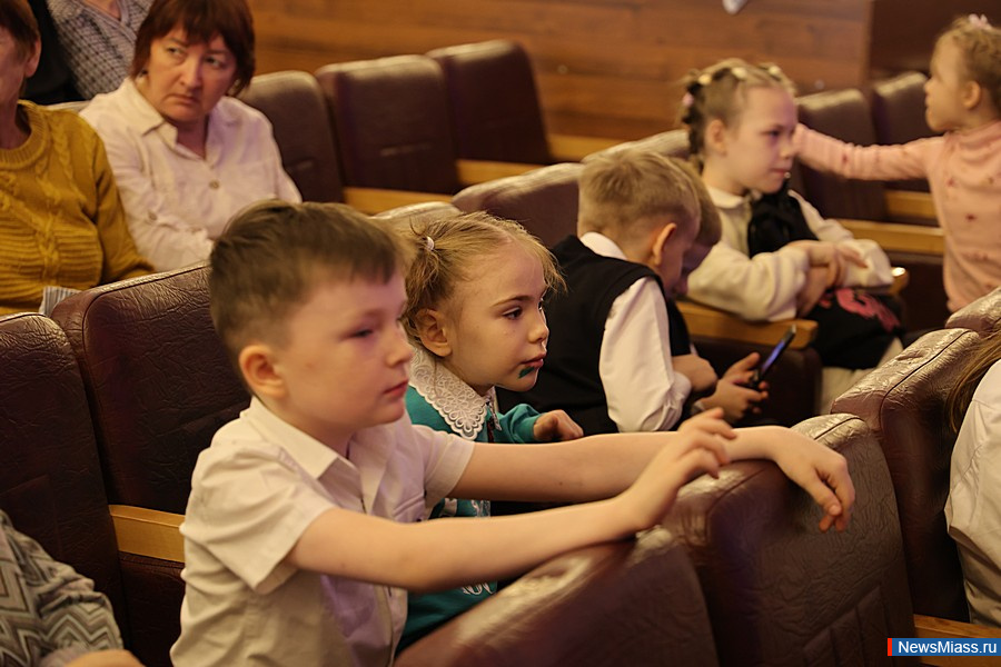 "����, ����������� �������, ������ � ������� � �����". ���������-���������������� ����� ��� ����� ������ ������� 30-������ ������