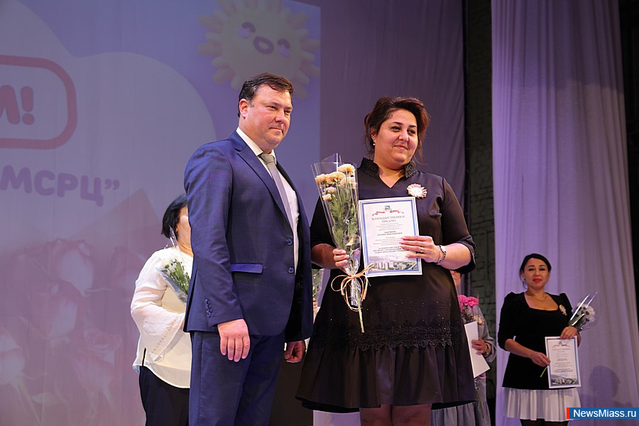 "����, ����������� �������, ������ � ������� � �����". ���������-���������������� ����� ��� ����� ������ ������� 30-������ ������