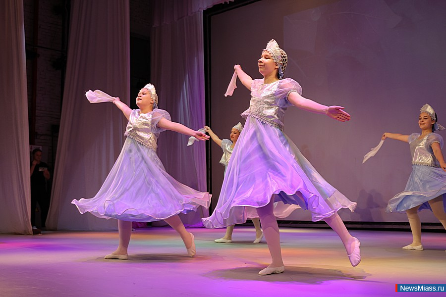 "����, ����������� �������, ������ � ������� � �����". ���������-���������������� ����� ��� ����� ������ ������� 30-������ ������