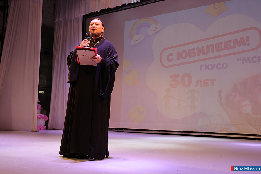 "����, ����������� �������, ������ � ������� � �����". ���������-���������������� ����� ��� ����� ������ ������� 30-������ ������