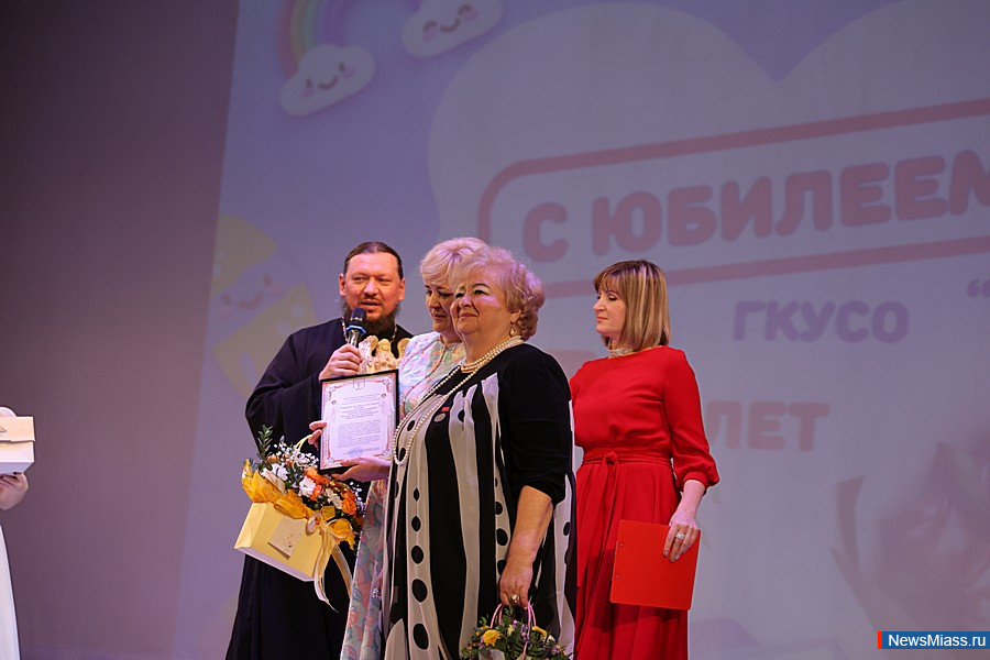 "����, ����������� �������, ������ � ������� � �����". ���������-���������������� ����� ��� ����� ������ ������� 30-������ ������